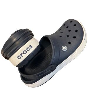 CROCS CLOGS NEW NO TAGS NAVY WITH WHITE BAND UNISEX WOMEN SIZE 9, MEN SIZE 7